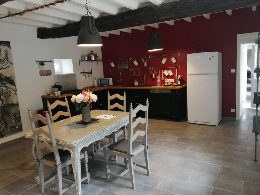 Jolie Maison En Pierre Proche Centre-Ville 瑟堡 外观 照片